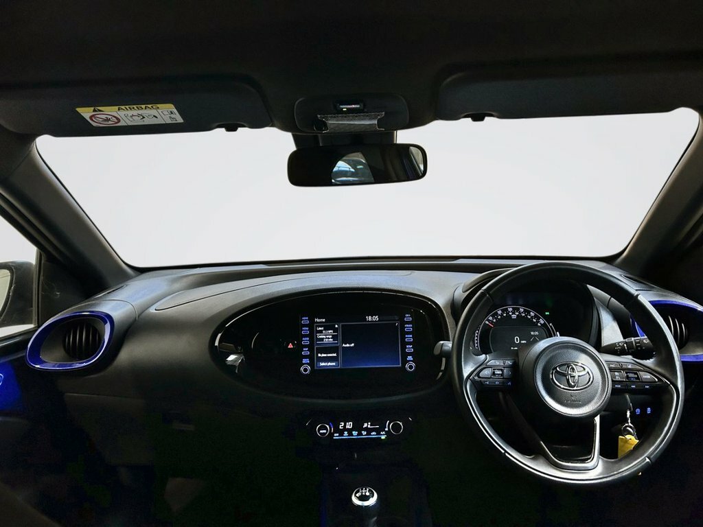 Toyota Aygo X 1L Edge LV72TPF Blue #3