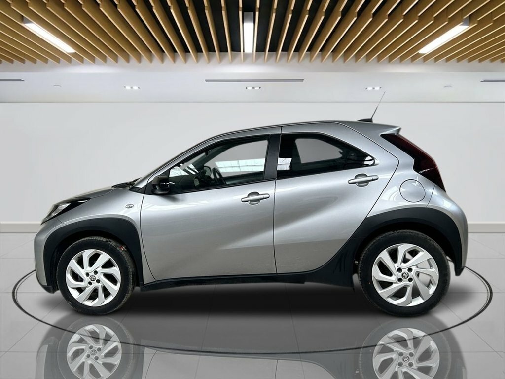 Toyota Aygo X 1L Pure LS72YXC Silver #5