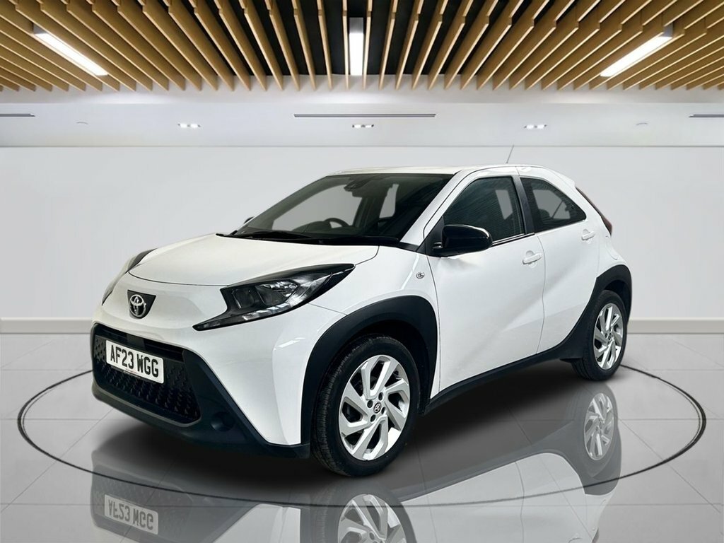 Toyota Aygo X 1L Pure AF23WGG White #4