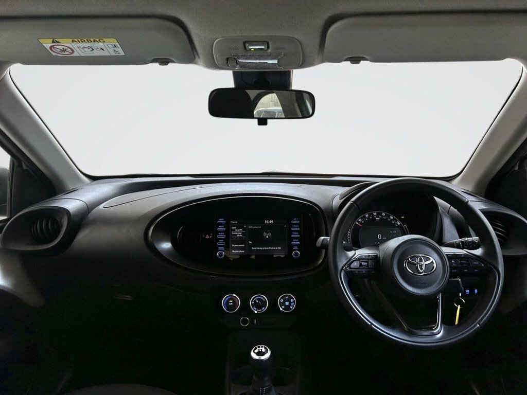 Toyota Aygo X 1L Pure AF23WGG White #3