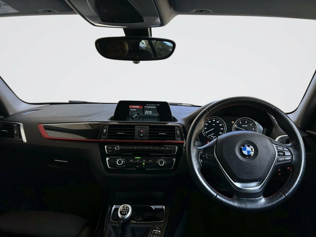 BMW 1 Series 2L Sport YL18NNA Silver #3