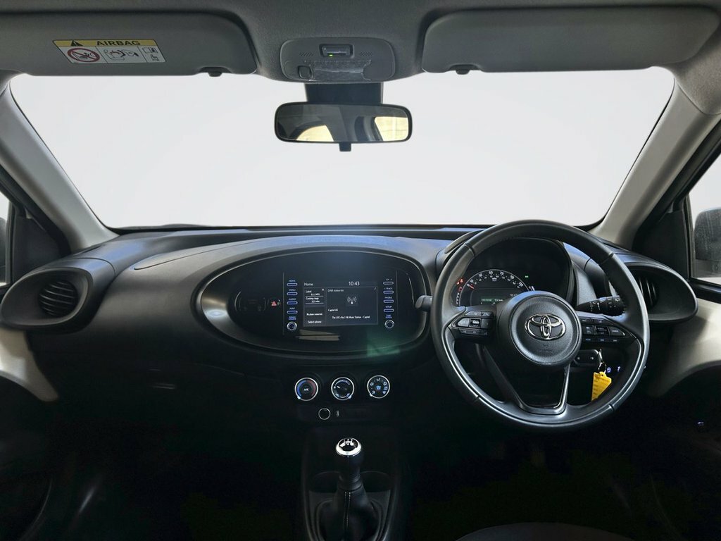 Toyota Aygo X 1L Pure YO23VTE White #3