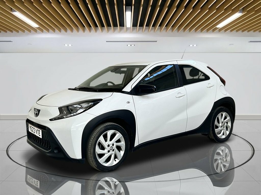Toyota Aygo X 1L Pure YO23VTE White #4