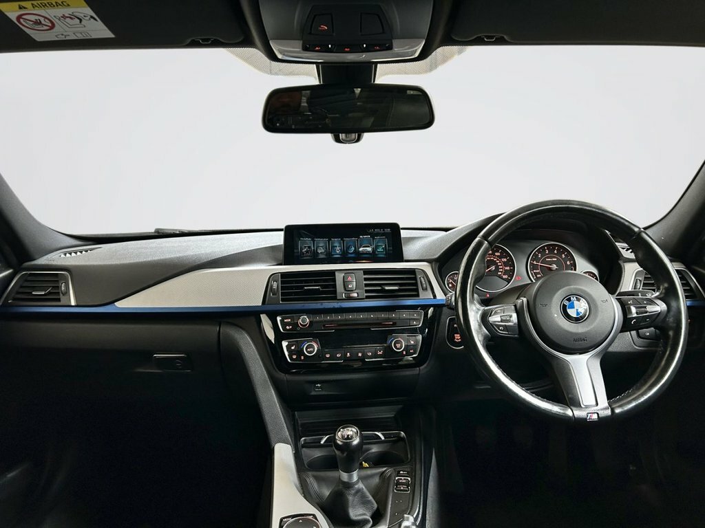 BMW 3 Series Saloon LE16RXA Grey #3