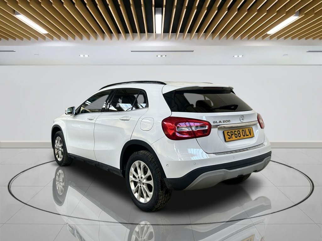 Mercedes-Benz GLA Class 1.6L Se SP68OLV White #6