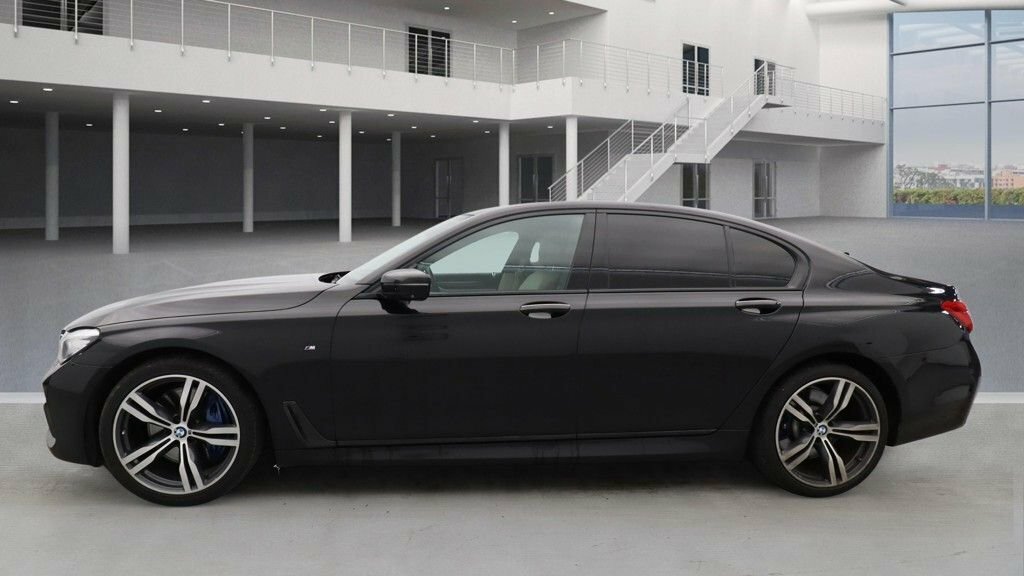 BMW 7 Series 4.4L M Sport Black #6