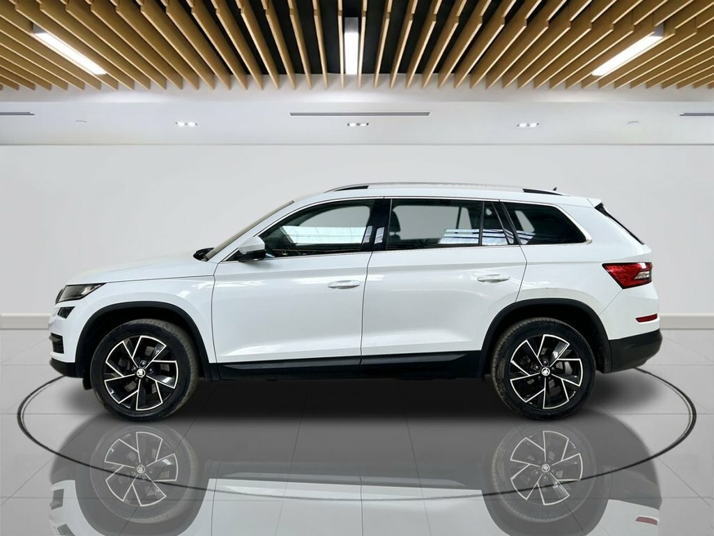 Skoda Kodiaq 2L Edition YF69EXE White #5