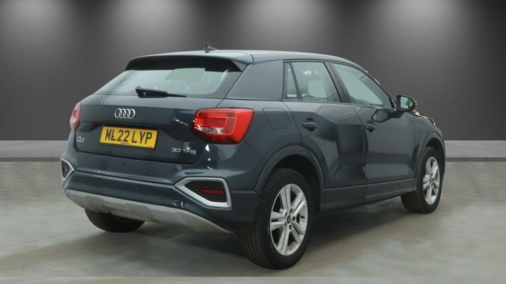 Audi Q2 1L Sport ML22LYP Grey #4
