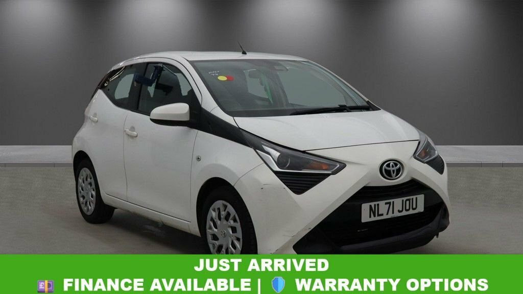 Toyota Aygo 1L X-play White