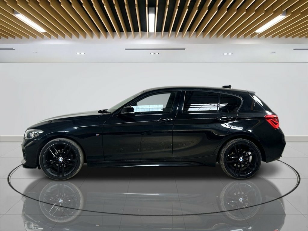 BMW 1 Series Hatchback YC67XWP Black #5