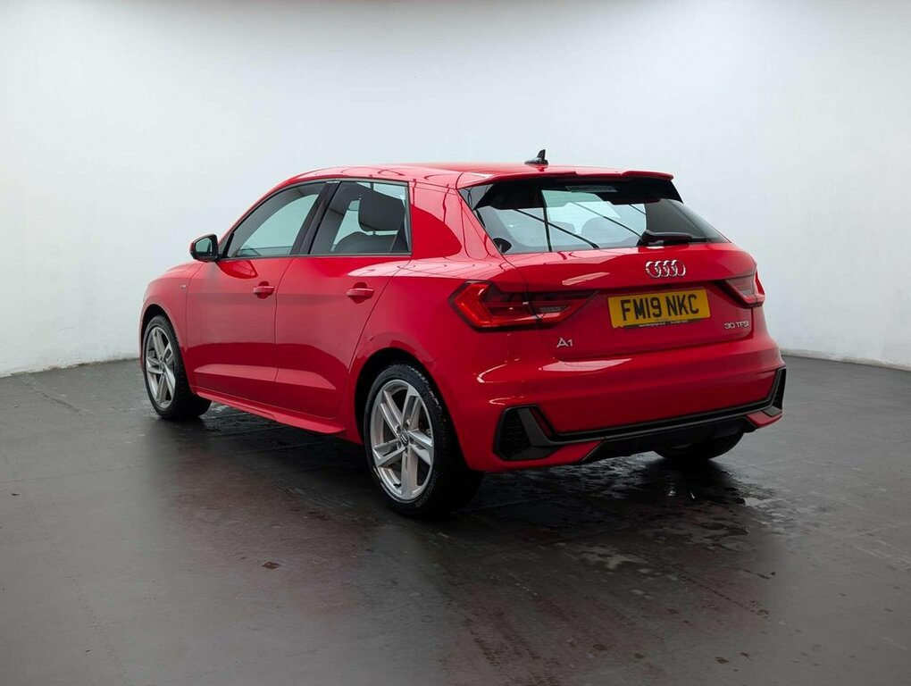 Audi A1 1L S Line Red #6