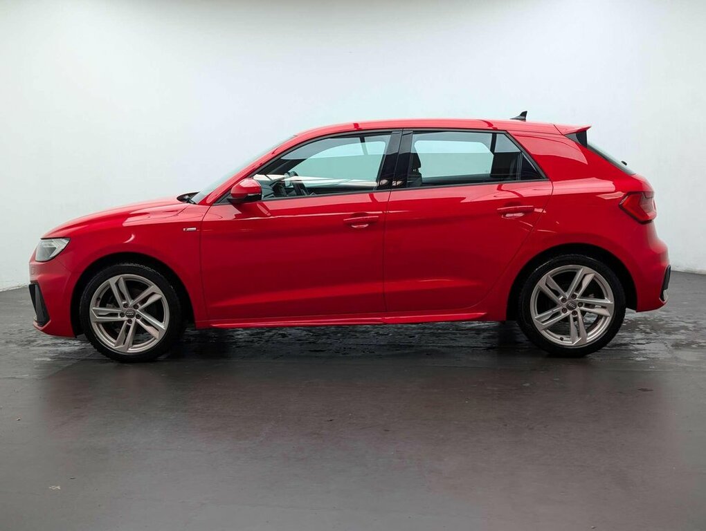 Audi A1 1L S Line Red #5