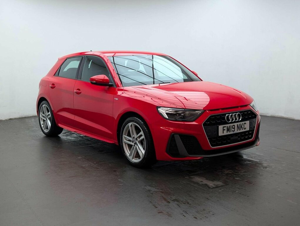 Audi A1 1L S Line Red #2