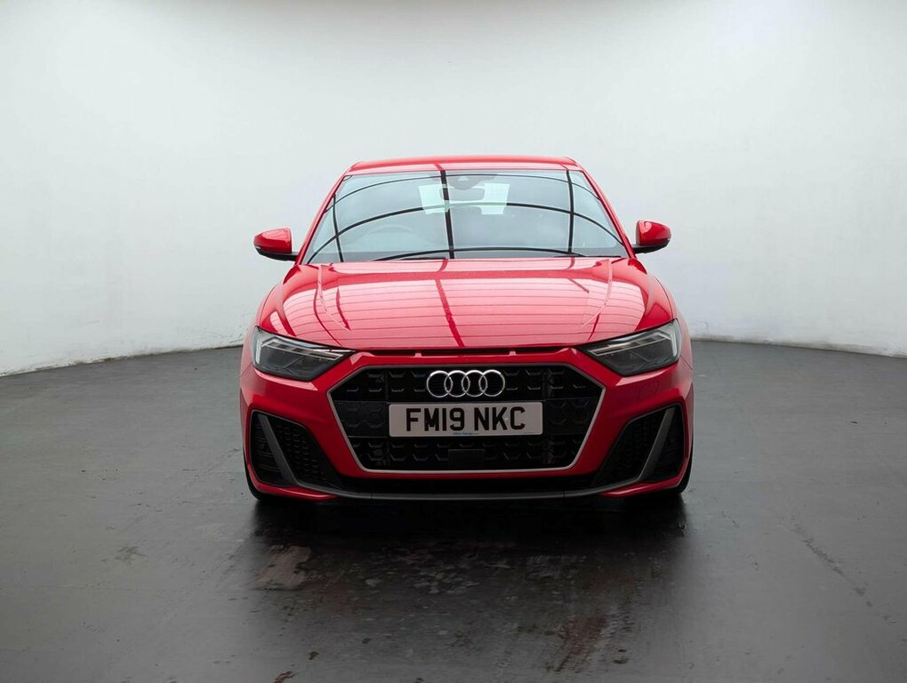 Audi A1 1L S Line Red #3