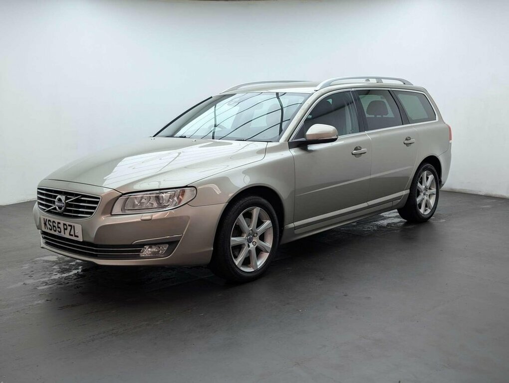 Volvo V70 2L Se Lux Gold #4