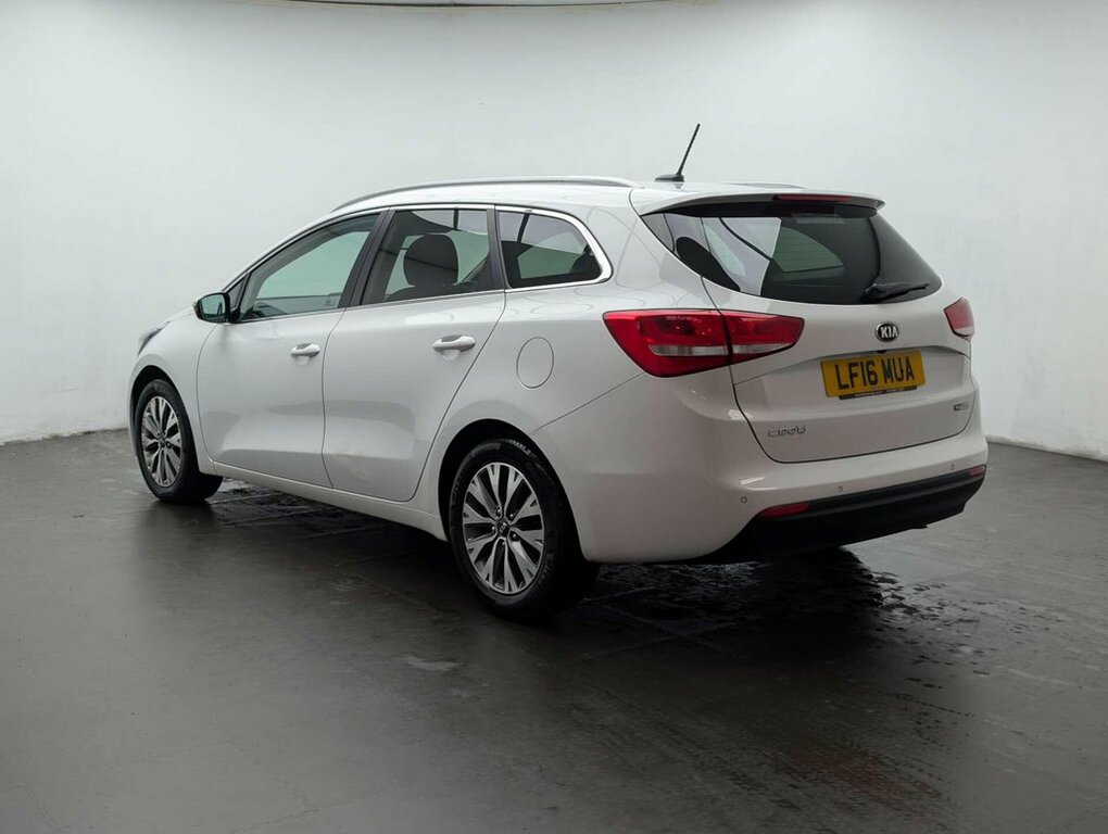 Kia Ceed 1.6L 3 White #6