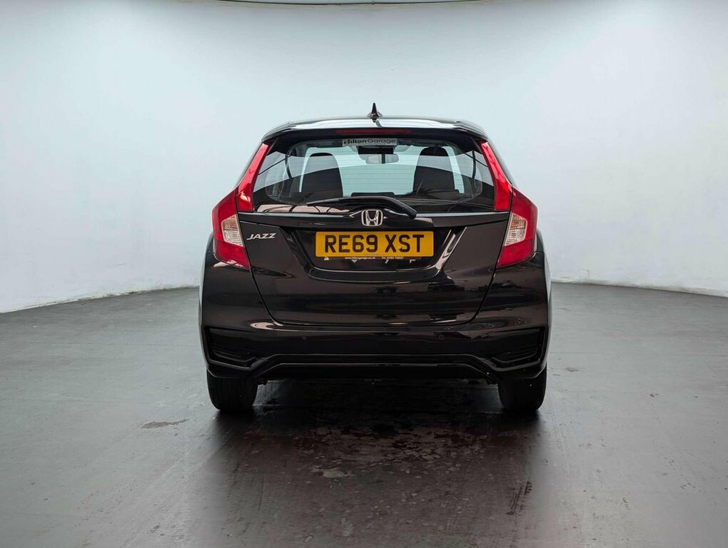 Honda Jazz 1.3L Se Navi RE69XST Black #4