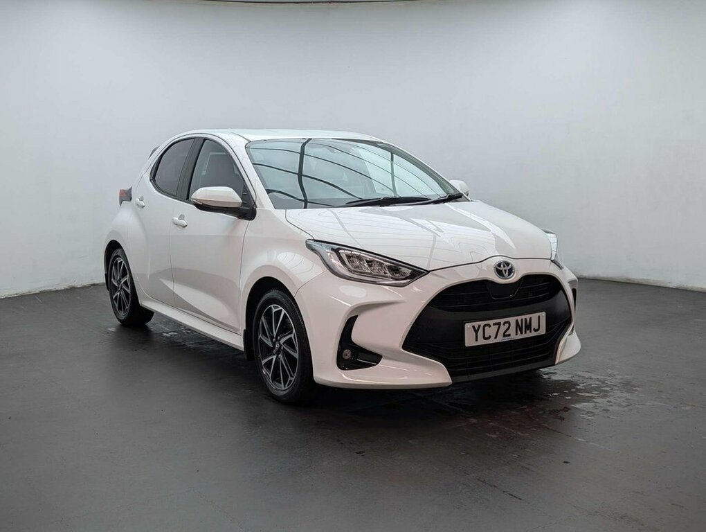 Toyota Yaris 1.5L Design YC72NMJ White #2