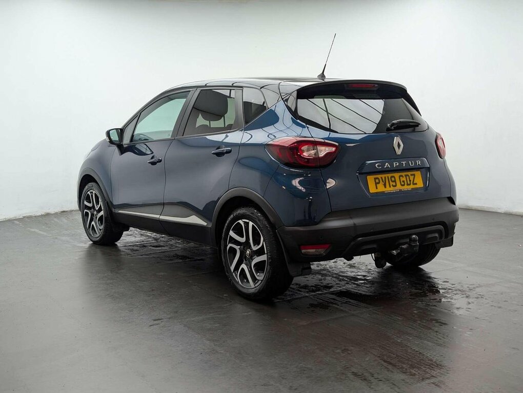 Renault Captur 1.5L Iconic PV19GDZ #6