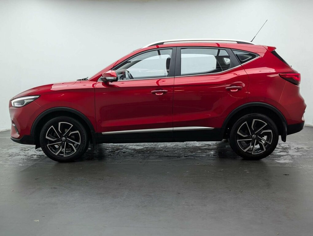 MG ZS 1.5L Exclusive PY21WNL Red #5