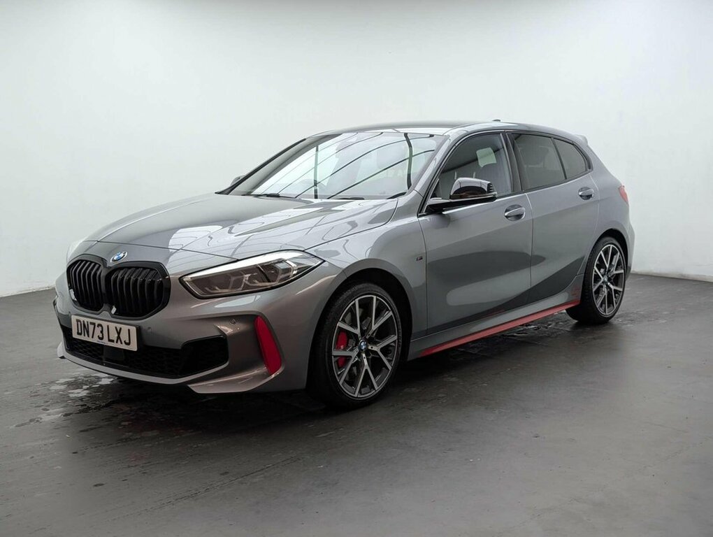 BMW 1 Series Hatchback DN73LXJ Grey #4