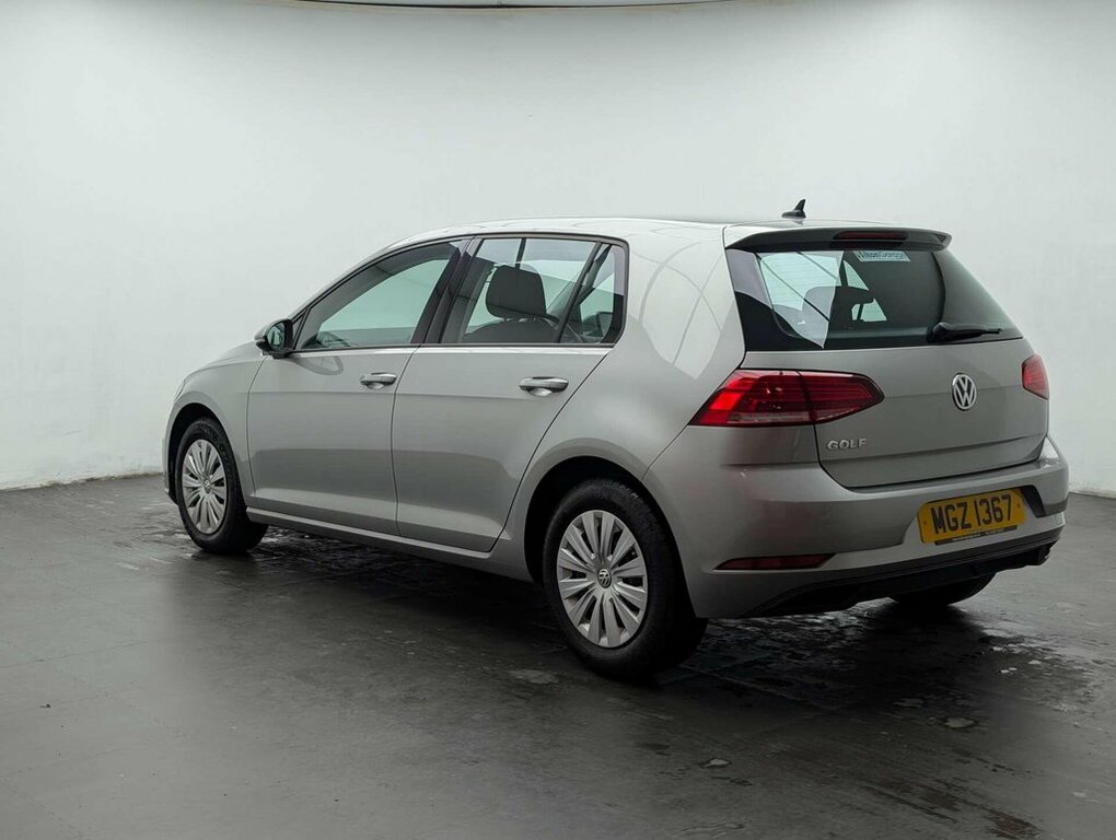 Volkswagen Golf 1.6L S Silver #4