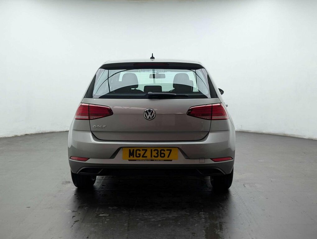 Volkswagen Golf 1.6L S Silver #2
