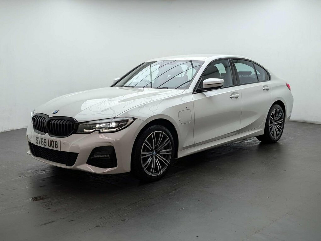 BMW 3 Series 2L M Sport White #4