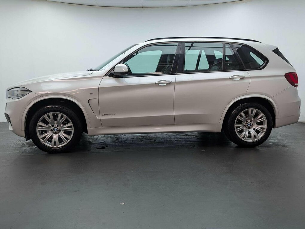 BMW X5 3L M Sport CV16FUJ White #5