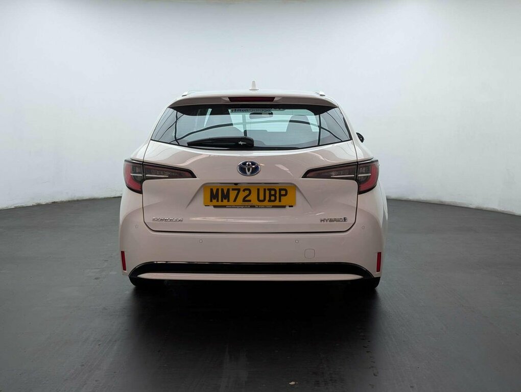 Toyota Corolla 1.8L Icon Tech MM72UBP White #3