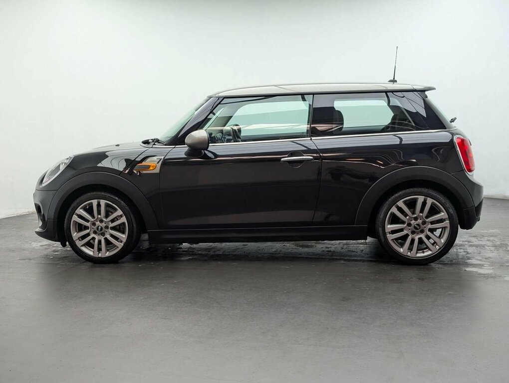 Mini Hatch 1.5L Cooper Seven XNZ3832 Black #5