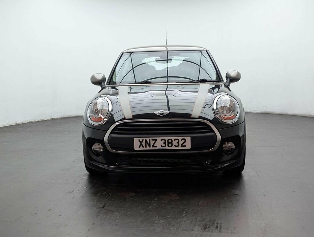 Mini Hatch 1.5L Cooper Seven XNZ3832 Black #3