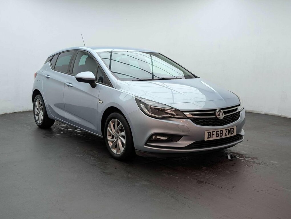 Vauxhall Astra 1.6L Tech Line Nav BF68ZWB Silver #2