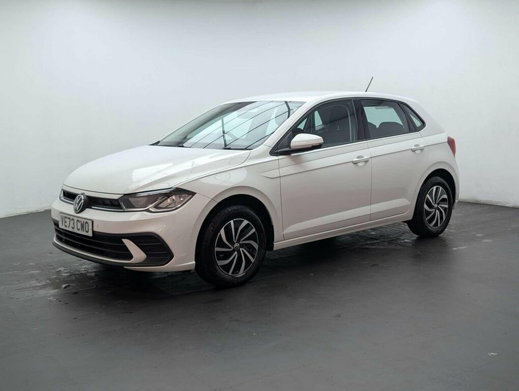 Volkswagen Polo 1L Life VE73CWO White #4