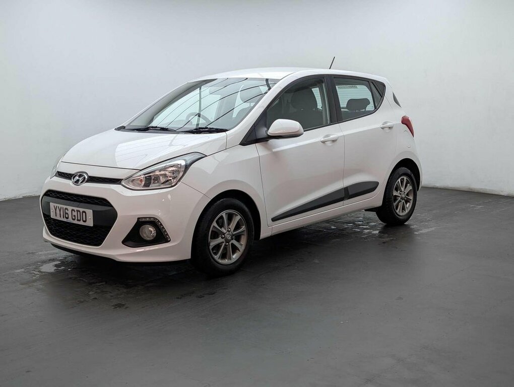 Hyundai I10 1L Premium White #4