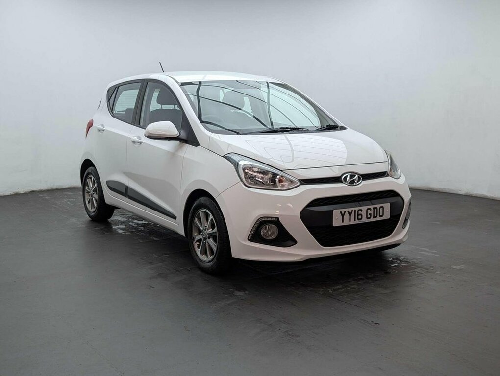 Hyundai I10 1L Premium White #2