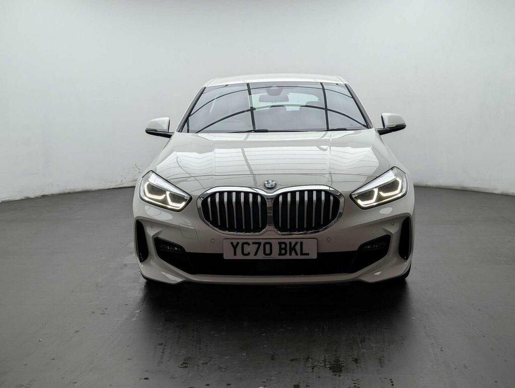 BMW 1 Series 1.5L M Sport YC70BKL White #3
