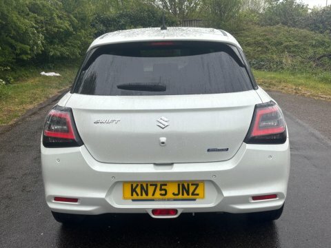 Suzuki Swift 1.2 Mhev Motion KN75JNZ #4