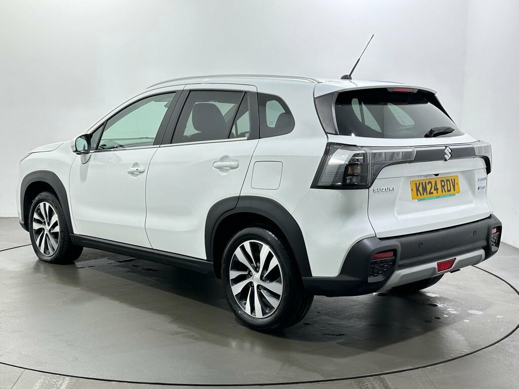 Suzuki S Cross 1.4L Ultra KM24RDV White #4