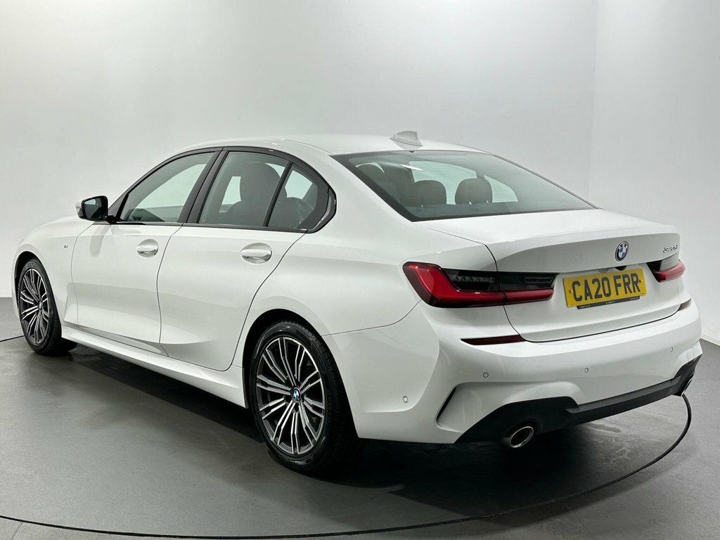 BMW 3 Series 2L M Sport CA20FRR White #5