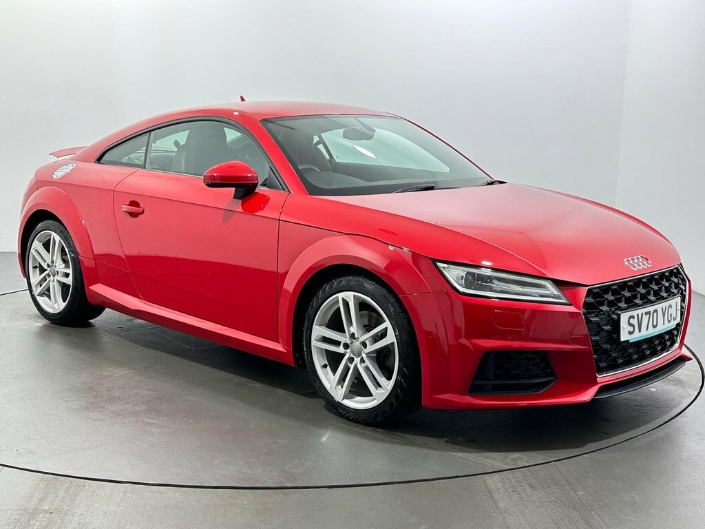 Audi TT 2L Sport Red