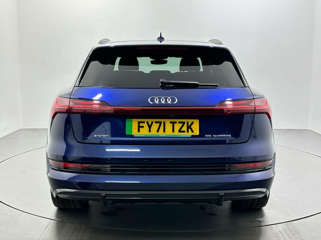 Audi E-tron Suv FY71TZK Blue #6