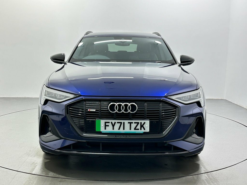 Audi E-tron Suv FY71TZK Blue #2