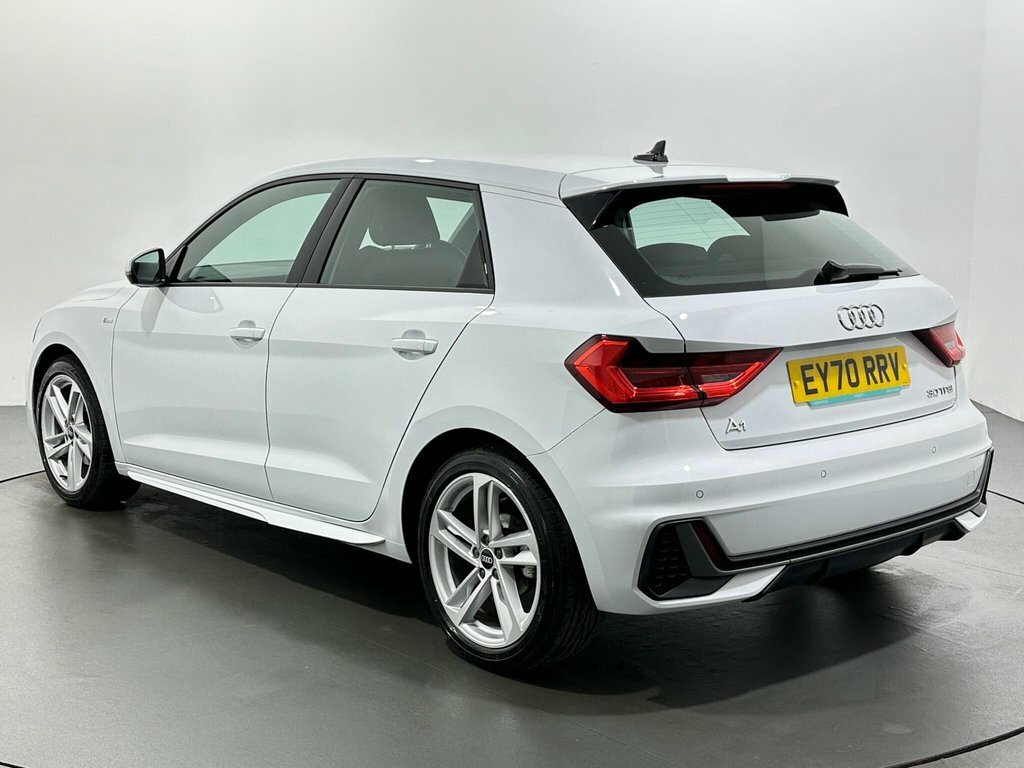 Audi A1 1L S Line White #5