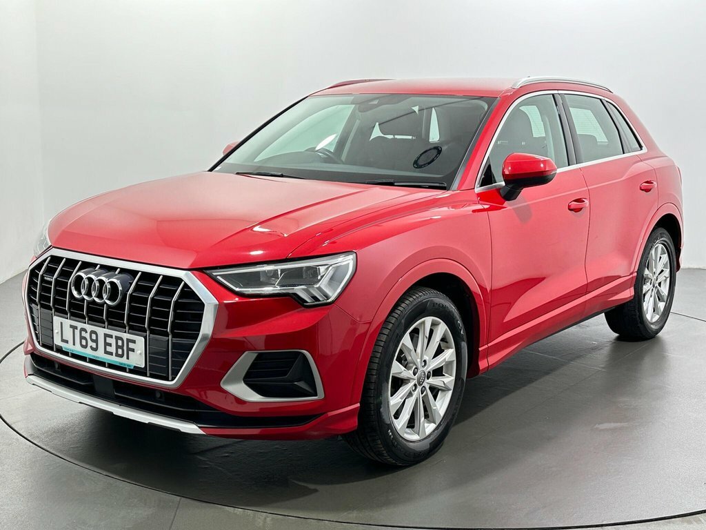 Audi Q3 2L Sport LT69EBF Red #3