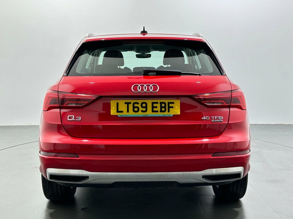 Audi Q3 2L Sport LT69EBF Red #6