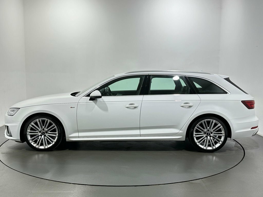 Audi A4 Avant 2L S Line White #4