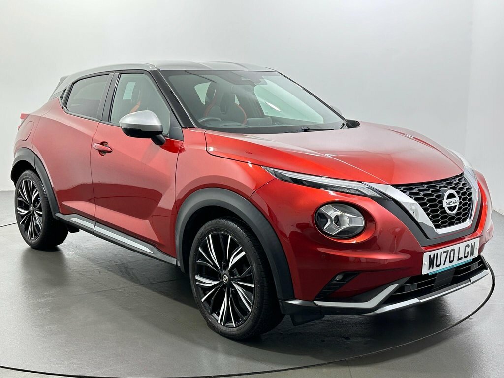 Nissan Juke 1L Tekna Red