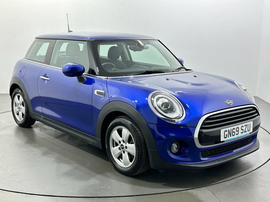 Mini Hatch 1.5L Cooper Classic Blue
