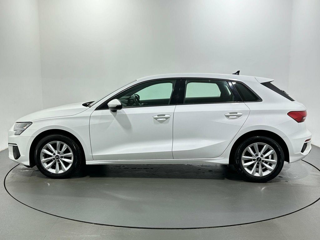 Audi A3 2L Technik White #4